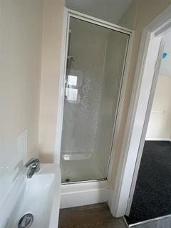 Studio to rent, Mutley Plain, Plymouth