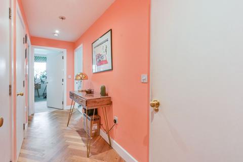 Leamore Court, Bethnal Green, London, E2