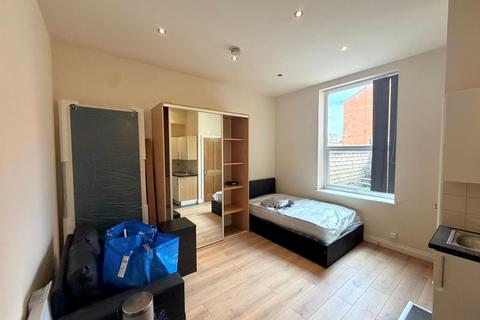 1 bedroom flat to rent, Fosse Road North