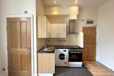 1 bedroom flat to rent, Fosse Road North