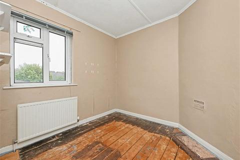 3 bedroom end of terrace house for sale, Cundalls Road, WARE