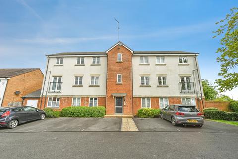 2 bedroom ground floor flat for sale, Anson Avenue, Calne