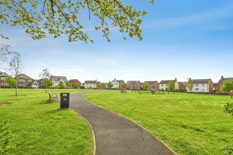 2 bedroom ground floor flat for sale, Anson Avenue, Calne