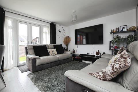 3 bedroom semi-detached house for sale, Cashmere Drive, Andover, SP11