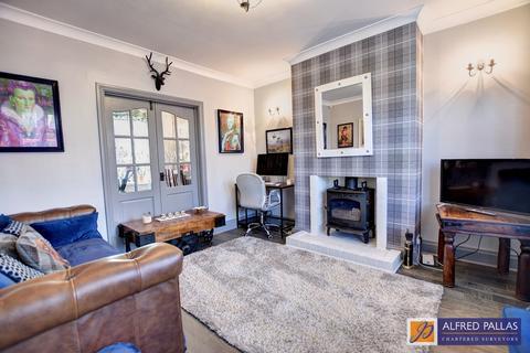 4 bedroom semi-detached house for sale, Rydal Mount, Fulwell