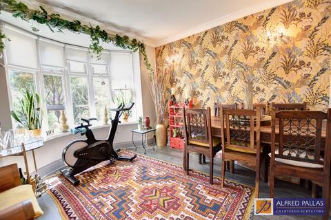 4 bedroom semi-detached house for sale, Rydal Mount, Fulwell
