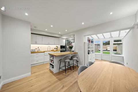 3 bedroom end of terrace house for sale, Oxford Road, Wallington