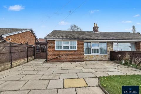 2 bedroom semi-detached bungalow for sale, Goose Hill, Heckmondwike