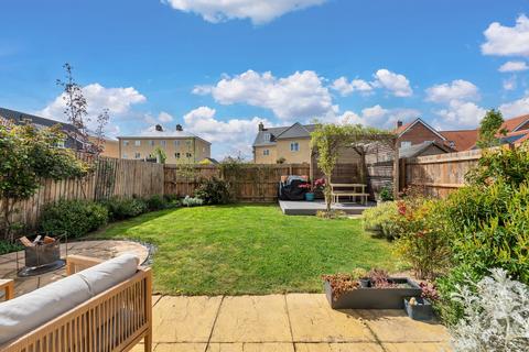 3 bedroom semi-detached house for sale, Poppy Crescent, Royston SG8