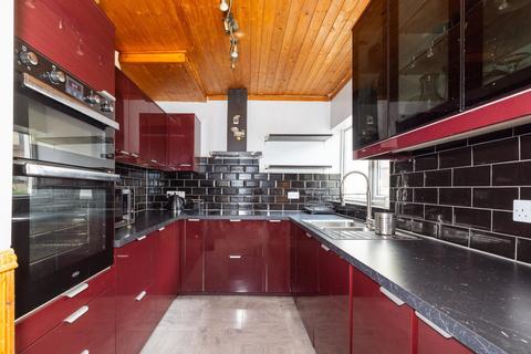 4 bedroom semi-detached house for sale, Wootton Road, St Annes
