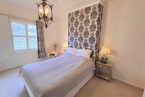 2 bedroom detached house for sale, South Grove, Brighouse HD6