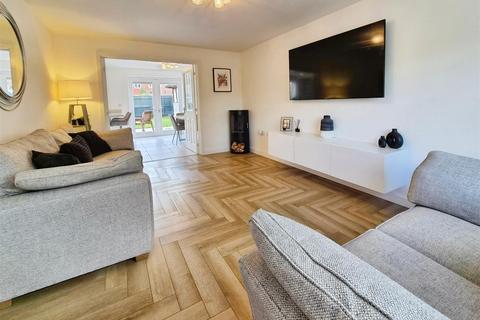 4 bedroom detached house for sale, Comfrey Avenue, Sandbach