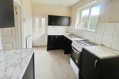 3 bedroom semi-detached house to rent, Stanley Road, Farnworth, Bolton