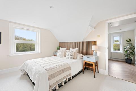 4 bedroom semi-detached house for sale, Charborough Road, Broadstone BH18