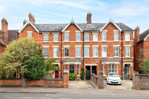 6 bedroom townhouse for sale, Lansdowne Road, Bedford, MK40