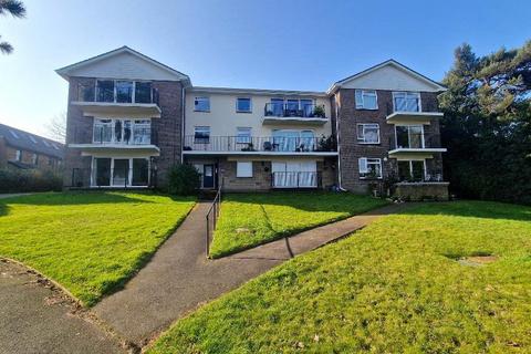 2 bedroom apartment for sale, Victoria Avenue, Shanklin, Isle of Wight, PO37 6LY