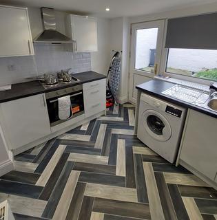 1 bedroom in a house share to rent, Room 3