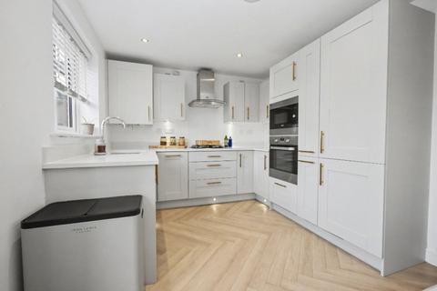 3 bedroom terraced house for sale, Larch View, Normanton, West Yorkshire
