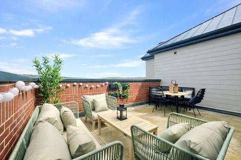 undefined, Delightful Riverside Roof Terrace, Balcony & Double Garage, Sticklepath, Barnstaple, Devon, EX31