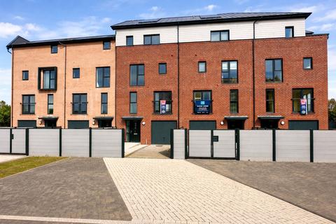 undefined, Delightful Riverside Roof Terrace, Balcony & Double Garage, Sticklepath, Barnstaple, Devon, EX31