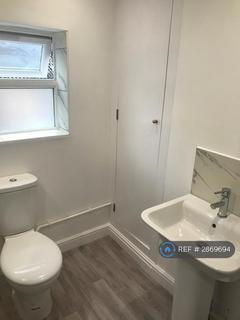 3 bedroom flat to rent, Eastgate Street, Gloucester, GL1