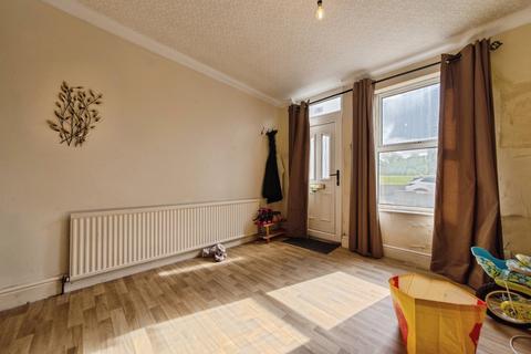 2 bedroom terraced house for sale, Newark Road, Lincoln, Lincolnshire, LN5