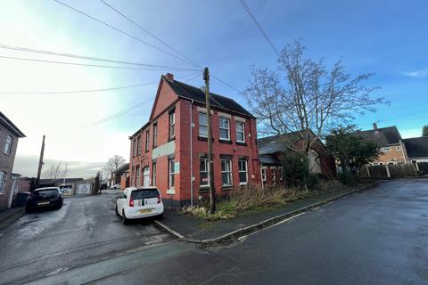 Industrial development to rent, 31 Wilfred Pl Stoke On Trent ST4 7LL