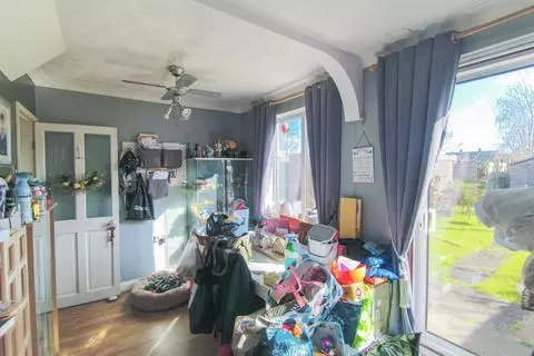 3 bedroom end of terrace house for sale – pohled 5