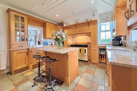 6 bedroom detached house for sale, High Street, Harby, Newark