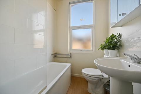 1 bedroom flat to rent, Percy Road, London W12
