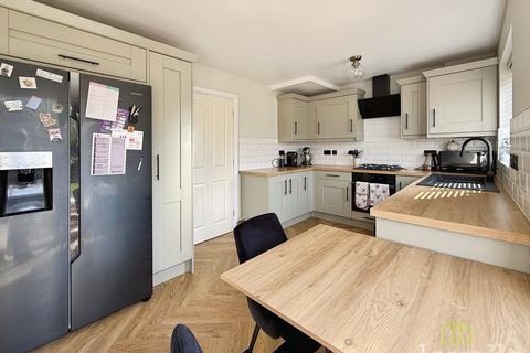 3 bedroom semi-detached house for sale, Woodfield Avenue, Lincoln LN6