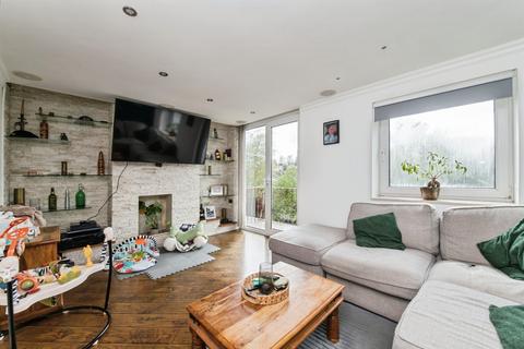 3 bedroom maisonette for sale, Wellington Road, Exeter