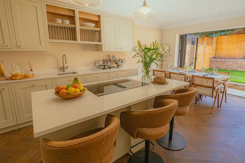 Platts Lane, London, NW3