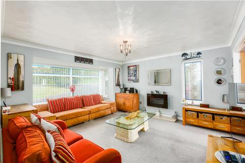 3 bedroom detached bungalow for sale, Ffordd Aneurin Bevan, Sketty, Swansea