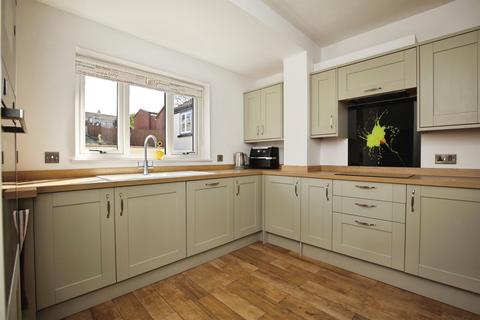 3 bedroom end of terrace house for sale, High Street, Figheldean, Salisbury