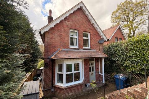 undefined, 14 Sturt Road, Haslemere, Surrey, GU27 3SD