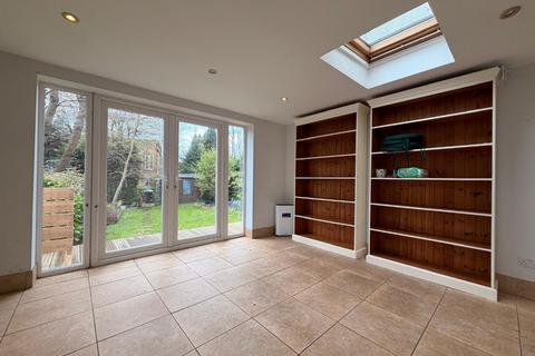 undefined, 14 Sturt Road, Haslemere, Surrey, GU27 3SD