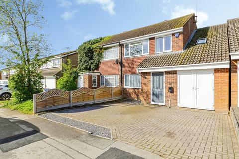 4 bedroom semi-detached house for sale, Smitherway, Bugbrooke, Northampton