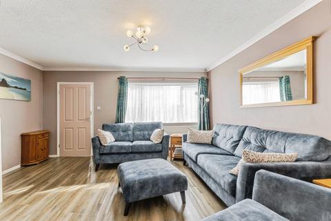 4 bedroom semi-detached house for sale, Smitherway, Bugbrooke, Northampton