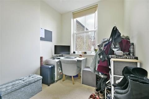 2 bedroom flat to rent, Broadhurst Gardens, South Hampstead, NW6