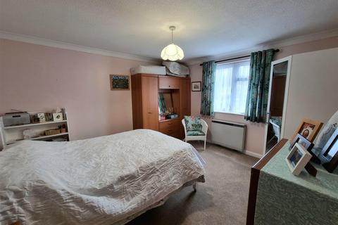 2 bedroom retirement property for sale, Tavistock Road, Launceston