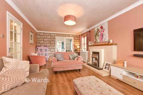 4 bedroom detached house for sale, Jarvis Place, St Michaels, Tenterden, Kent