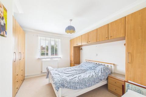 undefined, Wiltshire Road, Bransgore, Christchurch, Dorset, BH23