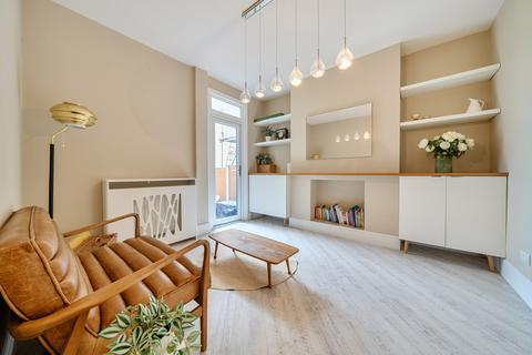 4 bedroom house for sale, Ladysmith Road, London