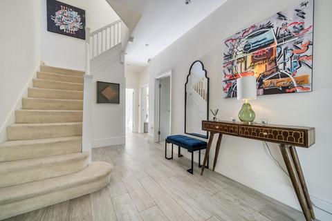 7 bedroom detached house for sale, Oakleigh Avenue, Whetstone