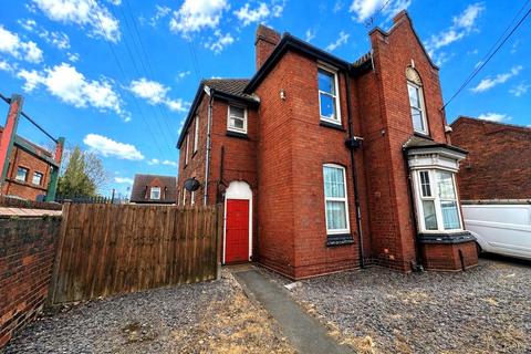 1 bedroom apartment to rent, Stourbridge Road, Stourbridge