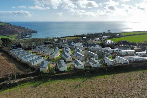 2 bedroom lodge for sale, Boswinger, St. Austell PL26