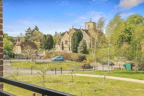2 bedroom flat for sale, Orchard Gardens, Storrington, RH20