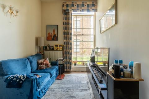 3 bedroom apartment for sale, Royal Drive, London N11