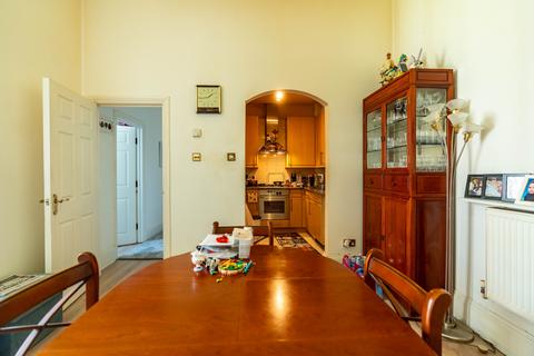 3 bedroom apartment for sale, Royal Drive, London N11
